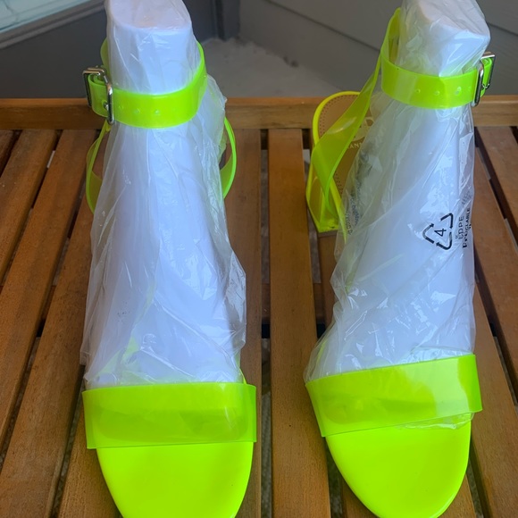 Block heel jellies - Picture 2 of 4